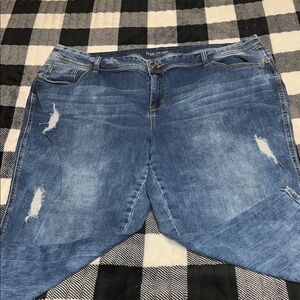 Maurice’s Distressed Denim Capris